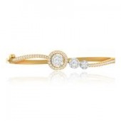 Beautifully Crafted Diamond Bracelet in 18k Gold with Certified Diamonds - BRK10105W